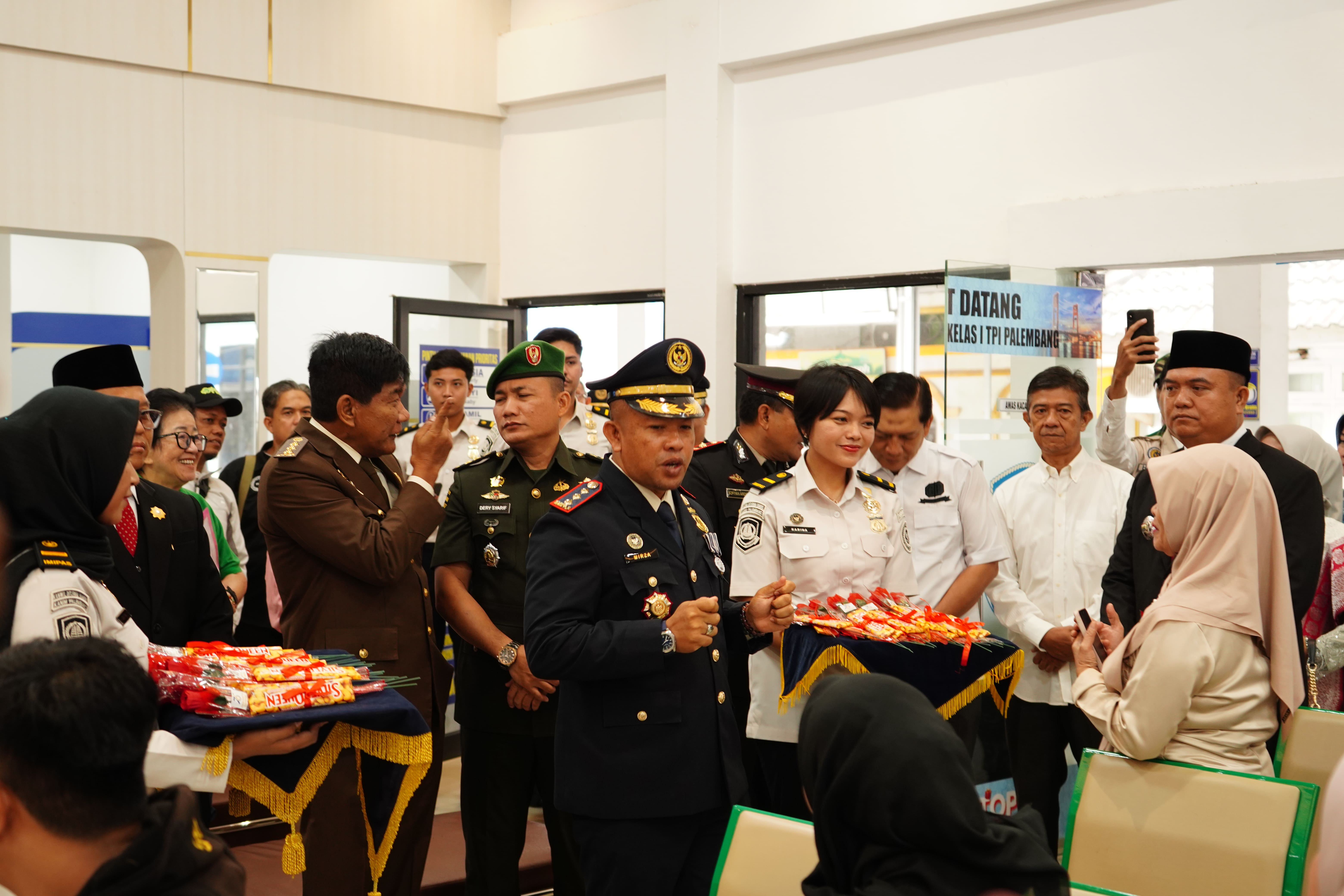 Peringati Hari Bakti Imigrasi ke-76, Kanim Palembang Teguhkan Layanan PRIMA Menuju Indonesia Emas 2045